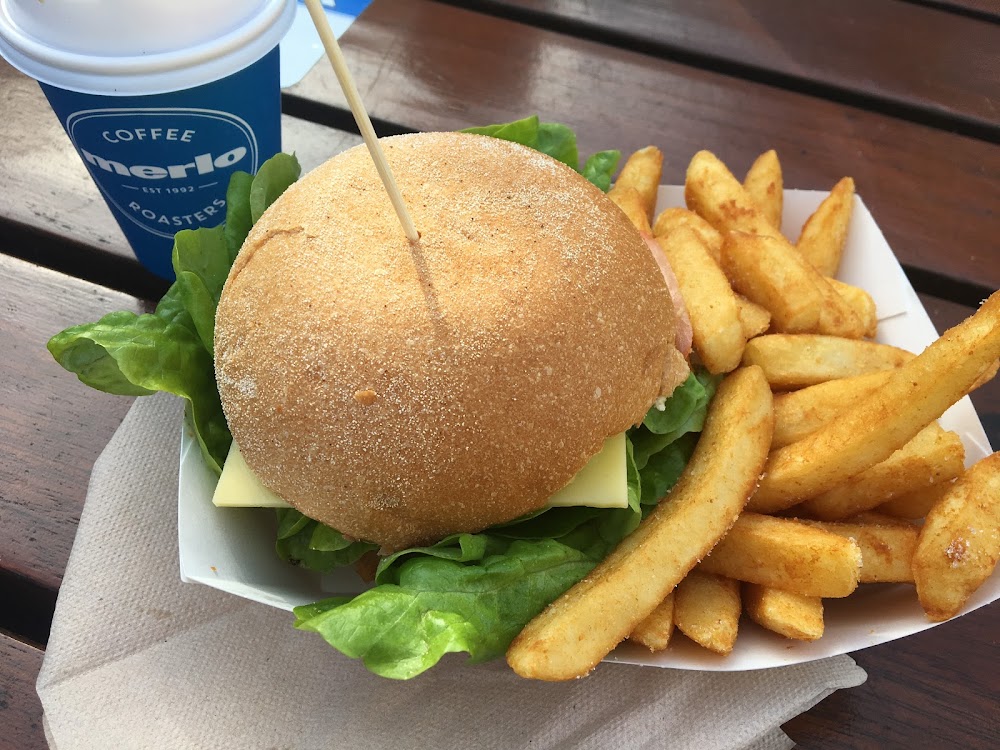Beach n bean cafe